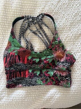 Lululemon free to be moved bra size 4 Zen Garden Multi / Monochromic Black